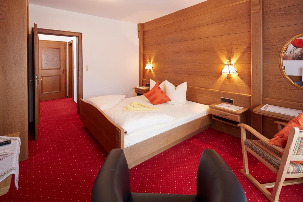 Alpenmotel Saeuling Pinswang Esterno foto